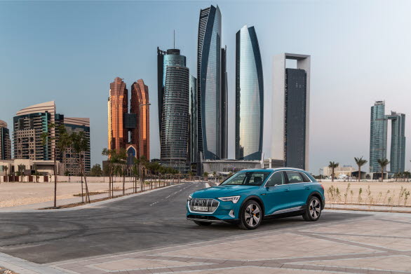 Audi e-tron i Audi Dhabi