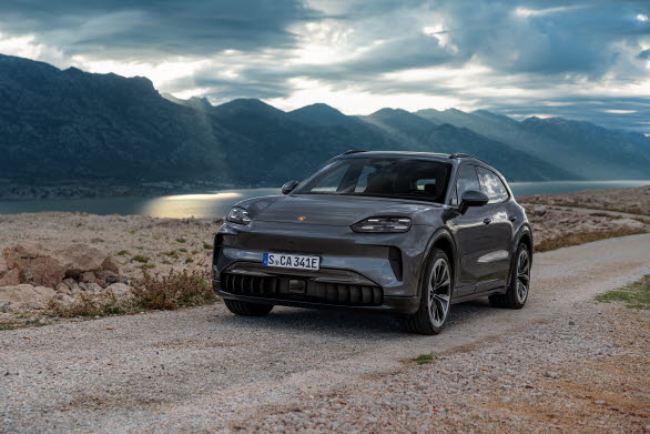 Porsche Cayenne Electric