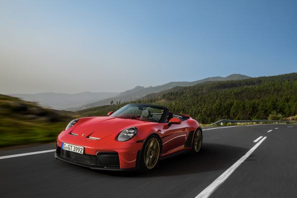 Porsche 911 GT3 S/C – lättviktscabriolet med högvarvig sugmotor och manuell växellåda.