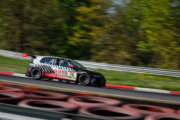 Golf GTI Clubsport 24 h drivs av ett innovativt bränsle som till 60 procent består av förnybara råvaror.