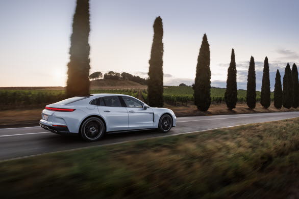 Nya Porsche Panamera Turbo S E-Hybrid