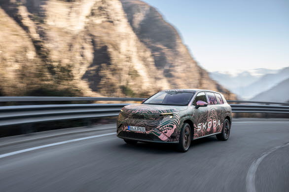 Skoda nya flaggskepp Peaq i kamouflerad version