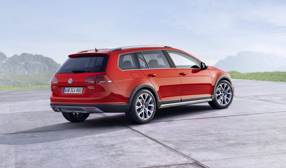 Golf Alltrack har nydesignade stötfångare, skärm- och tröskelbreddare samt många andra unika detaljer, både in- och utvändigt. 