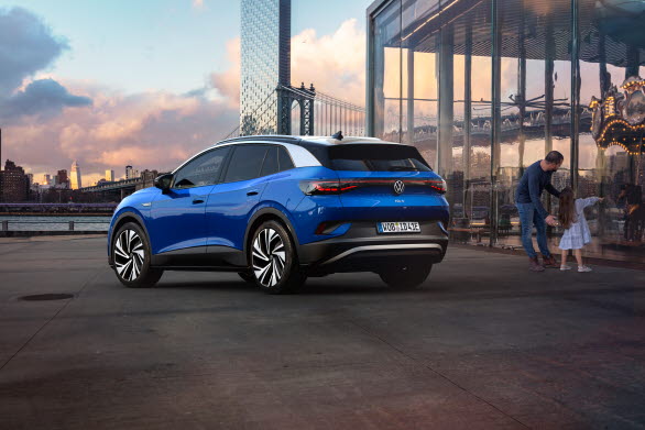 ID.4 är Volkswagens första helt eldrivna SUV och bilmärkets första globala elbil.