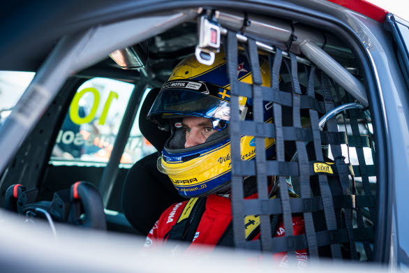 Viktor Andersson, Monlau Motul Motorsport, tävlar med CUPRA Leon VZ TCR och ligger nu tvåa i TCR Europe.