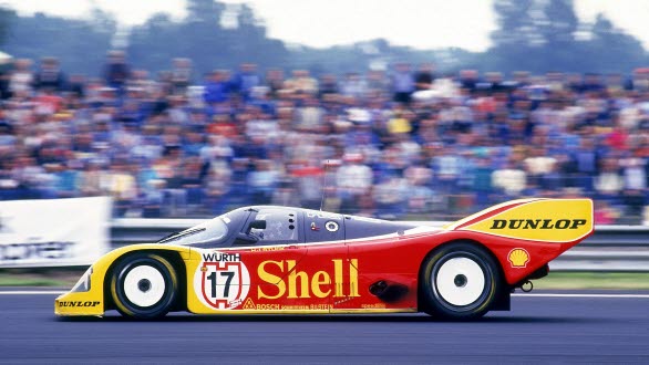 Under finalhelgen i Porsche Carrera Cup Scandinavia på Mantorp Park erbjuds en unik möjlighet att se och höra ett stycke motorsporthistoria i rörelse, då en tävlingsbil från Porsche 962 C från den numera mytomspunna klassen Grupp C då uppvisningskörs. Bilen som framförs på banan är ingen mindre än den bil som F1-legendaren Hans-Joachim Stuck tävlade och vann med i ADAC Würth Supercup under säsongen 1987.