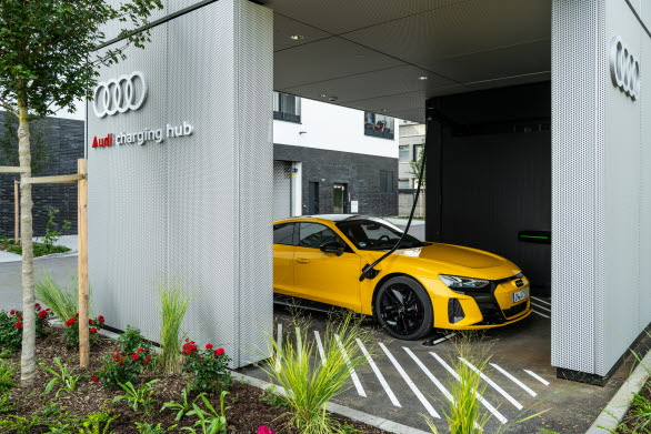 Audi charging hub i München