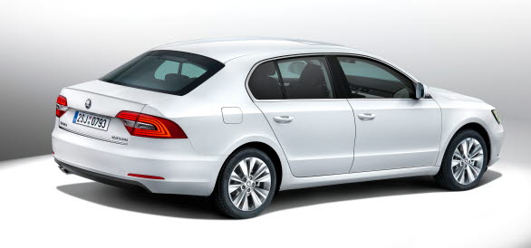 Skoda Superb Face Lift (Halvkombi)