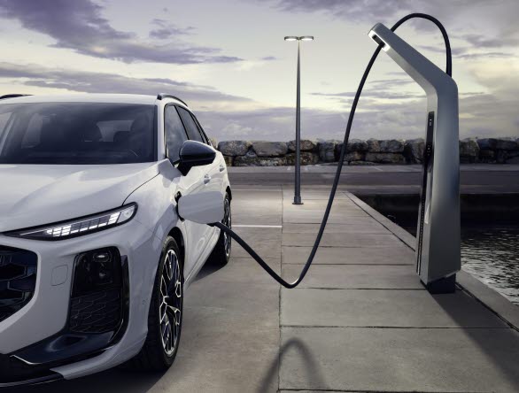 Nya Audi Q3 e-hybrid - med över 11 mils räckvidd