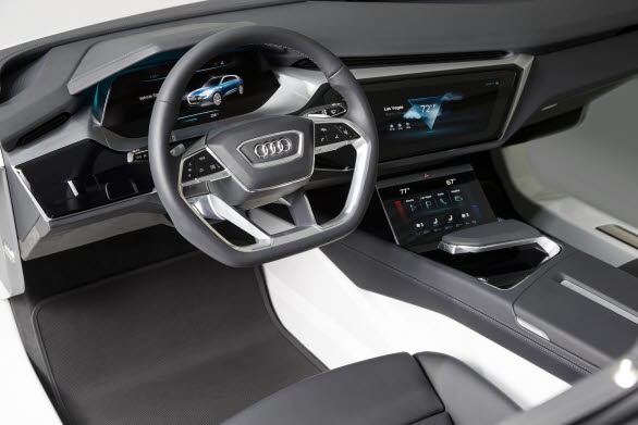 Audi e-tron quattro concept-virtual dashboard