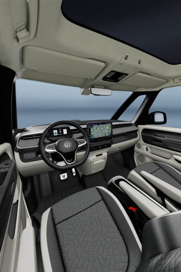 I det nya infotainmentsystemet Innovision finns en appbutik med möjlighet att ladda ner tjänster inom bland annat videostreaming, parkering, laddning och spel